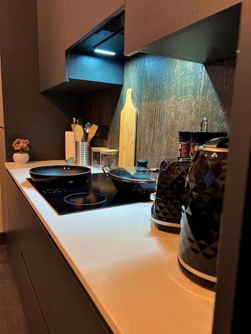 Cityzenretreat - Mezzanine Apartment Sleeps 4 Sheffield City Centre Экстерьер фото