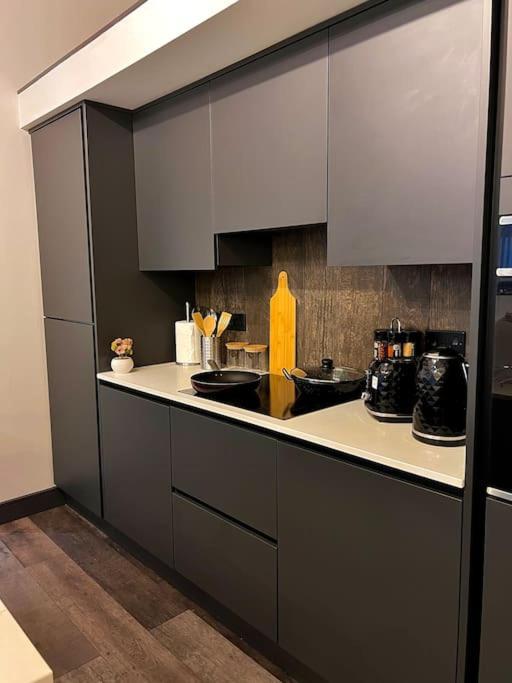 Cityzenretreat - Mezzanine Apartment Sleeps 4 Sheffield City Centre Экстерьер фото