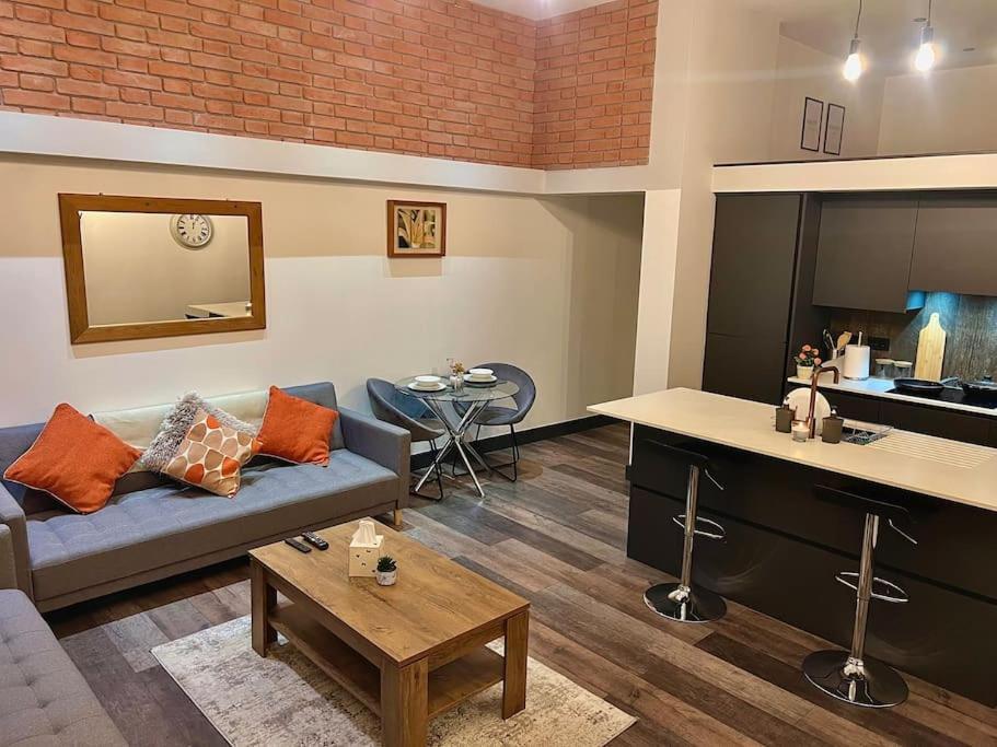 Cityzenretreat - Mezzanine Apartment Sleeps 4 Sheffield City Centre Экстерьер фото