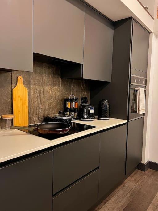 Cityzenretreat - Mezzanine Apartment Sleeps 4 Sheffield City Centre Экстерьер фото